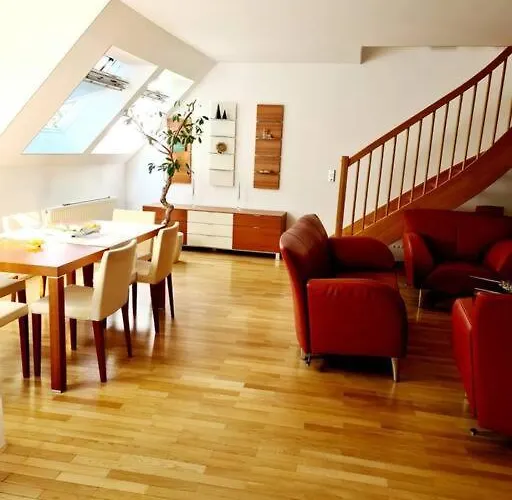Luxury 4 Bedroom Roof With 3 Balconies & View Διαμέρισμα Βιέννη